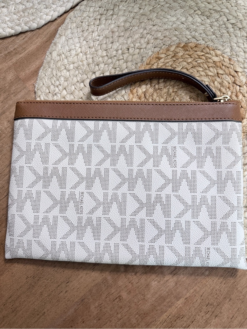 Michael Kors White and Brown MK Logo Wristlet Pouch - Picture 2 of 4